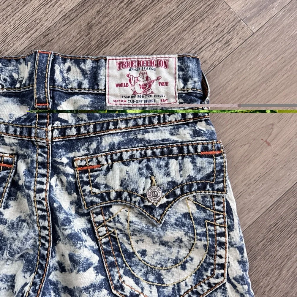 True Religion Men's Straight Blue Acid Wash Denim Shorts Tag 30(actual 34